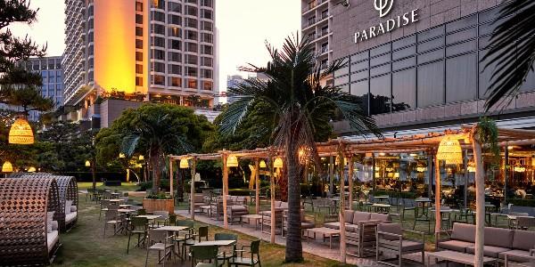 파라다이스호텔부산 여름 맞아 '더 비치 라운지' 열어, 발리 콘셉트로 꾸며