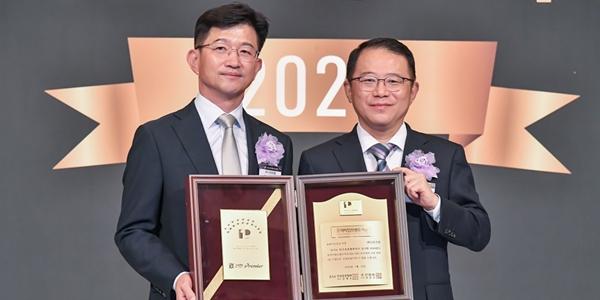 신한은행 브랜드 가치 인정받아, 프리미엄브랜드지수 은행부문 11년째 1위