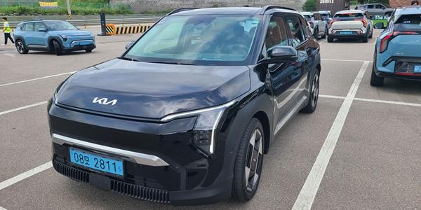 [시승기] '전기차 고민 해결사' 기아 EV3, 충분한 가속성능에 안락함까지