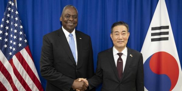 한미 국방장관 도쿄에서 양자회담, 북한에 