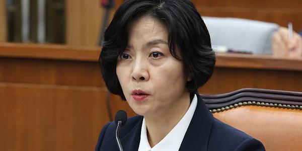 이숙연 대법관 후보 임명동의안 국회 통과, '아빠 찬스 논란' 보고서 병기