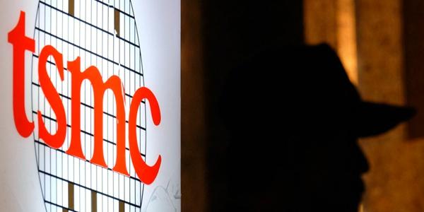 워런 버핏 '애플 주식 매도' 불똥 공급사로 튀어, LG이노텍 TSMC 주가 10%대 폭락