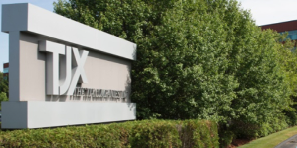 에이피알 글로벌 유통기업과 메디큐브 공급계약, 북미 오프라인 판로 확장 