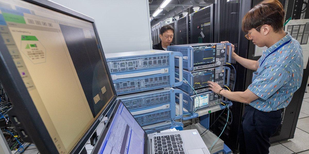 KT-KTSAT 무궁화위성 6호에 5G 연결, "지상 넘어 항공까지 서비스 확장"
