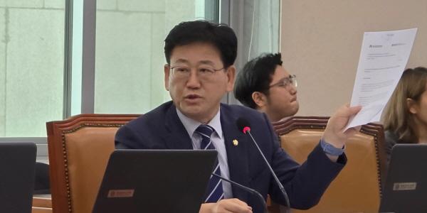 [현장] 체코 원전 놓고 야권 '금융지원·낮은 수익성' 의혹 제기, 여권 ‘근거 없어’ 일축