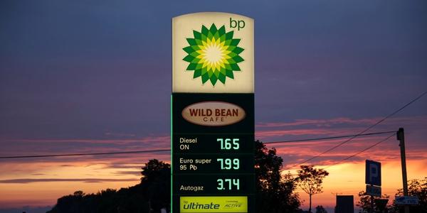 정유사 BP 2030 화석연료 감축계획 철회, “2050 탄소중립 목표는 유지”