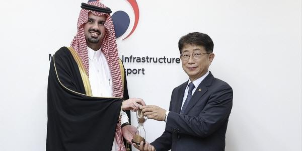 국토장관 박상우, 사우디 리야드 시장 만나 스마트시티 협력 방안 논의