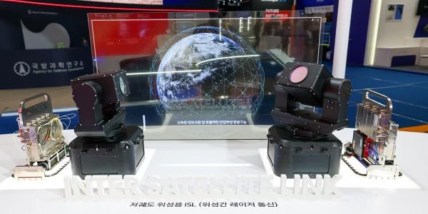 한화시스템 ‘위성 간 레이저 통신기술’ 국내 첫 확보, ‘우주 인터넷’ 가능