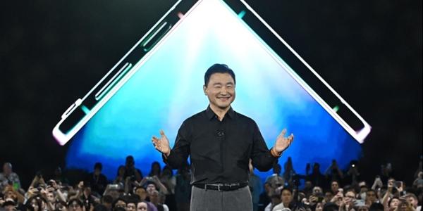 노태문 삼성전자 '갤럭시Z폴드·플립7'으로 하반기 실적 개선 노려, 초슬림·주름 개선 초점 