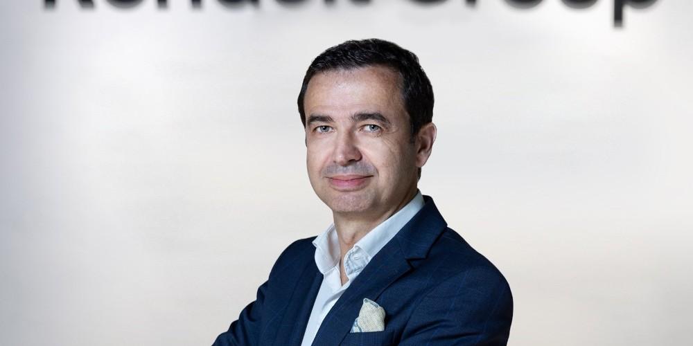 르노코리아 사장 스테판 드블레즈, ‘2024 외국기업의날’ 산업포장 받아 