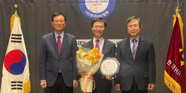 한국전력 ‘대한민국 인적자원개발’ 종합대상 받아, 국내외 동시 석권 쾌거