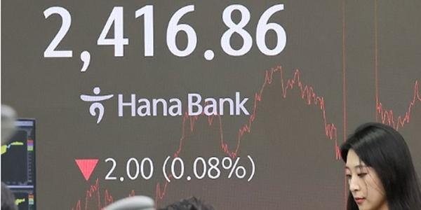 코스피 삼성전자 반등에도 약보합 2410선, 코스닥은 상승 680선