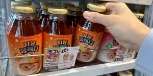 이마트24, 고양이 캐릭터 ‘커버캣’ 디자인회사와 새 블랙티 2종 선보여