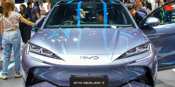 BYD 중형 전기SUV '시라이언7' 포함 한국에 총 4종 출시, 가성비로 현대차·기아와 경쟁