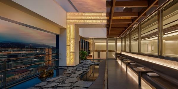 전주에 16번째 신라스테이 오픈, 루프탑 라운지에 한옥 인테리어 적용