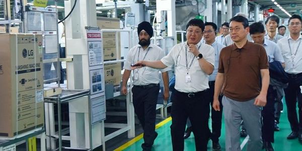 LG전자 인도법인 내년 상반기 상장 추진, 150억 달러 기업가치 목표