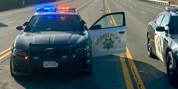 볼보 '안전하다더니' 미국 고속도로 역주행 충돌로 3명 중상, C40은 에어백 안 터져 전격 리콜