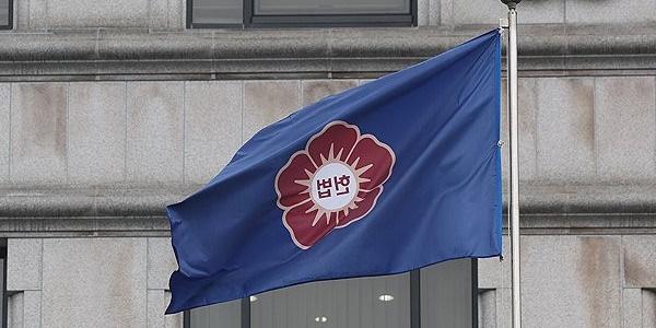 독일 사례까지 소환했다, 탄핵심판 지연에 증권가 