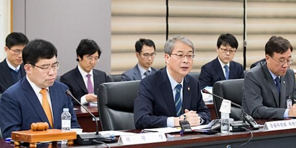 우리금융 '과점주주 집단지성' 칭찬했던 임종룡, IMM PE 빠진 이사회 구성은?