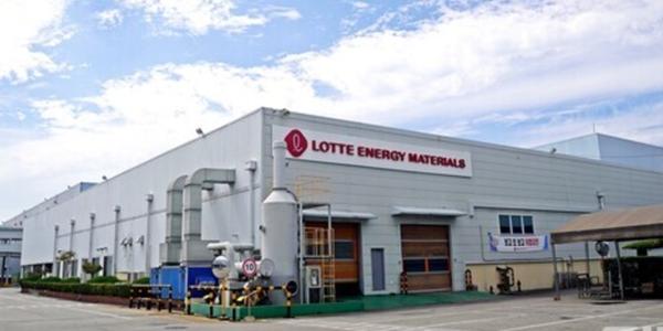 롯데에너지머티리얼즈 1분기 영업손실 460억 봐 적자전환, 