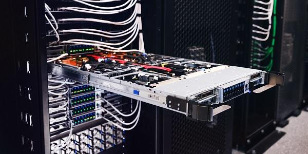 엔비디아 '블랙웰' 공급 차질에 목표주가 하향, TSMC 포함 협력사도 영향