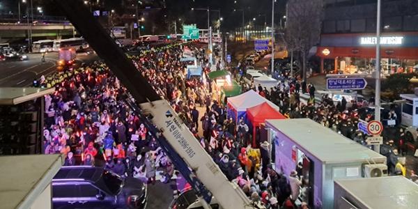 윤석열 체포로 탄핵정국 2라운드, 국힘 과연 윤석열·전광훈과 손절할 수 있나 