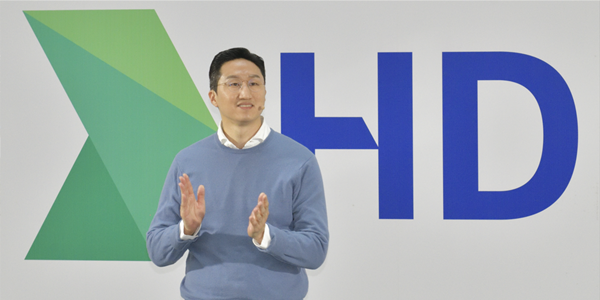 [트럼프 2.0 재계 희비] 트럼프 러-우 전쟁 종식 압박, 정기선 HD현대그룹 건설기계 '단비' 기대