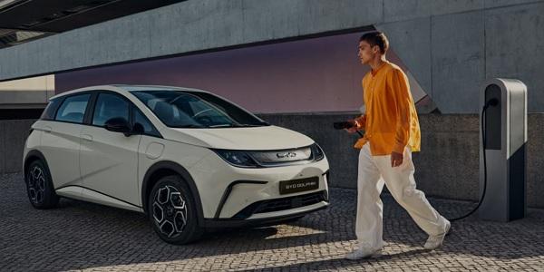 글로벌 전기차 '캐즘' 올해도 지속 전망, 중국 BYD CATL 지배력 더 커진다