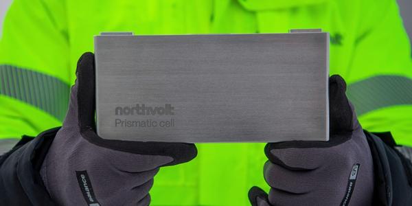 노스볼트 파산 위기 