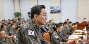 전 수방사령관 이진우 헌재서 국회측 질의에 답변 거부, 