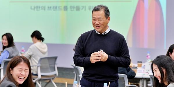 김상현 롯데쇼핑 '자부심' 알리고 싶다, 9년 만에 베트남으로 증권사 연구원 초청한 이유 