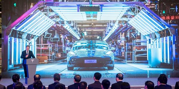 테슬라 중국에서 FSD 출시 승인 불투명, 미국 중국 무역분쟁 '협상카드' 신세