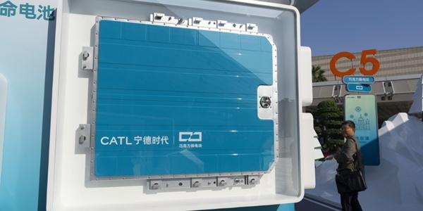 중국 CATL 홍콩 상장에 월가 은행들 몰려, 