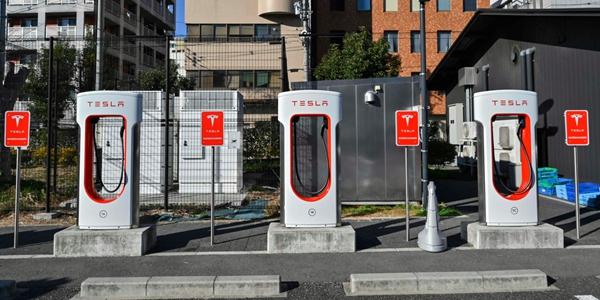 테슬라 주가 흐름에 증권가 비관론 계속 확산, 투자은행 