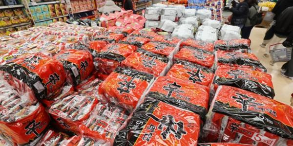 농심 신라면·새우깡 포함 평균 7.2% 가격 인상, 신라면 50원 올라 1천 원