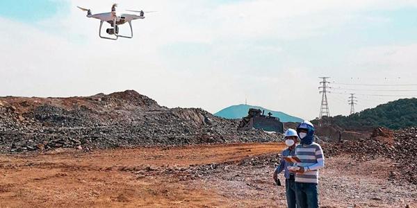 호반건설, 드론으로 토공량 산출하고 사물인터넷 기반 현장 근로자 추적