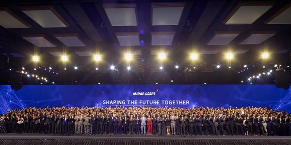 미래에셋쉐어칸 인수 100일, 박현주 인도 뭄바이 날아가 '그룹 비전' 선포 