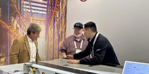 LGCNS 창고 자동화 물류로봇 '3D 모바일 셔틀' 개발, 북미 공략