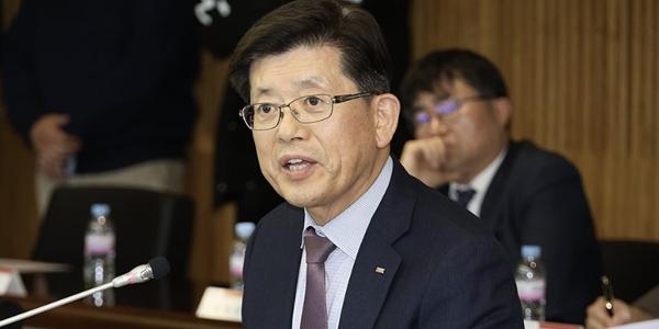 [씨저널] BNK금융지주 종합금융그룹으로 가는 길, 빈대인 풀어야 할 꼬인 실타래 많다 