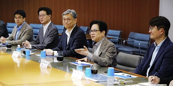 이재현 올해 첫 CJ그룹 글로벌 현장경영 '일본' 선택, 아들 이선호도 동행