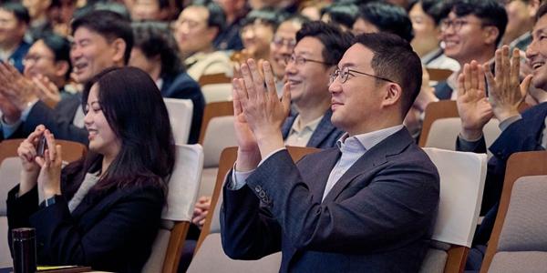 LG그룹 'LG어워즈 명예의 전당' 만들어, 구광모 