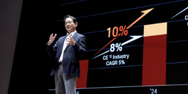 스캇 박 두산밥캣 '유럽·전동화·무인화' 성장전략 3축 삼아, 그룹 캐시카우 역할도 강화