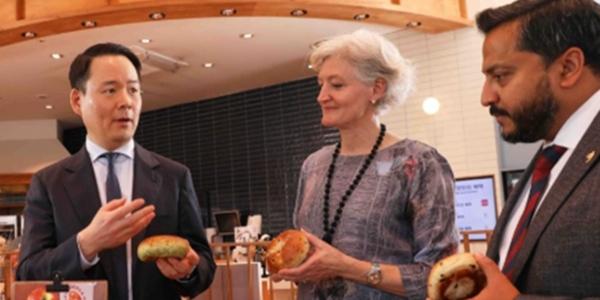 [씨저널] SPC 후계자 허진수 허희수, 승자독식 승계와 형제경영 승계의 갈림길에서 뛴다  