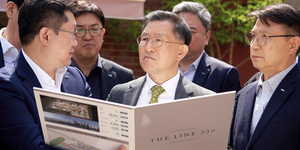 HDC현대산업개발 3년 만에 대형사와 경쟁입찰, 정경구 용산정비창서 수주전 경쟁력 입증할까