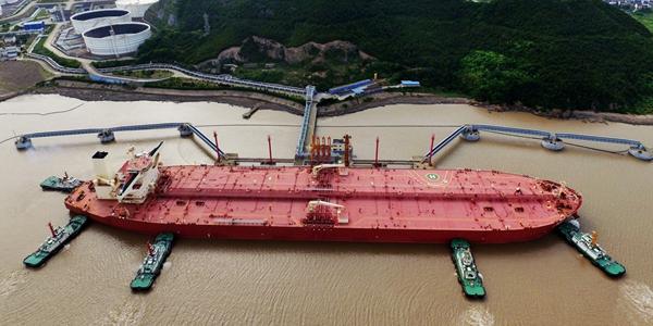 중국 4월 들어 일일 원유 수입량 18개월 만에 최대치, 