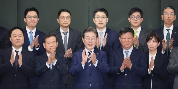 이재명 말에 신영증권 주가 40% 급등, 자사주 많은 기업들 '소각'까지 갈까