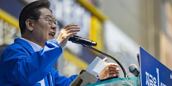 부산 찾은 이재명, 