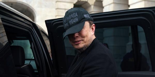 일론 머스크 '트럼프 오른팔' 역할 뒤늦은 후회, 테슬라 타격 만회 쉽지 않아