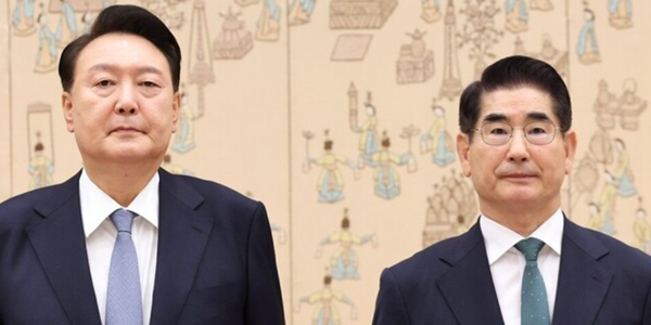 검찰, 윤석열 내란사건 재판부에 '비화폰 서버 압수수색 영장' 발부 요청