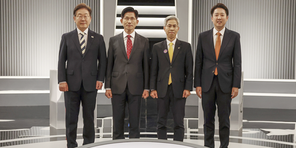 기후대응 향한 시민 요구는 높은데, 대선 후보들은 '기후위기' 언급 회피한다 